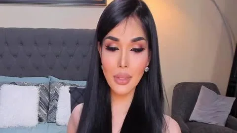 Utterly kinky Salsalita