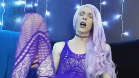 blonde tranny Enjoys Playing Her dong And wazoo