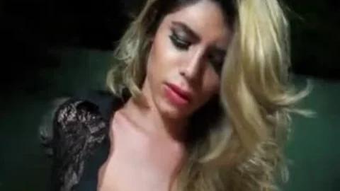 Deusa Leticia Castro Solo