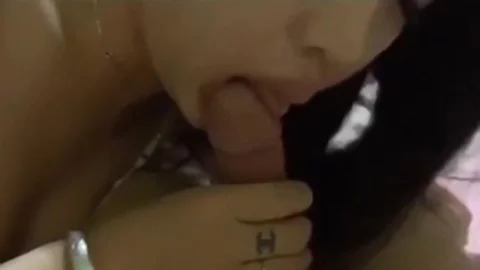 Ninfomaniac Asiatic tranny penis sucker not ever Stop Sucki