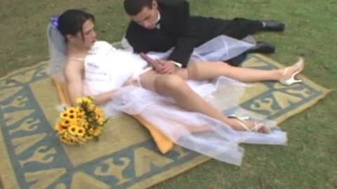 tight Sino-brazilian Bride Teaches Her Groom Who's In Charge