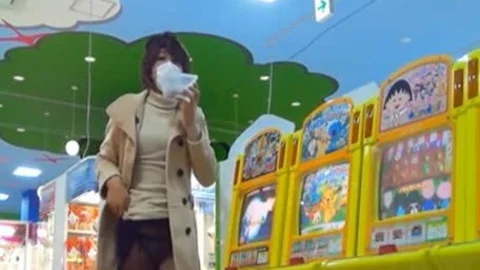 asian CD Likes Public Show